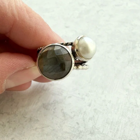Sundance Catalog Labradorite Pearl Sterling Silver Piccadilly Circus Ring Size 6 - Picture 4 of 10